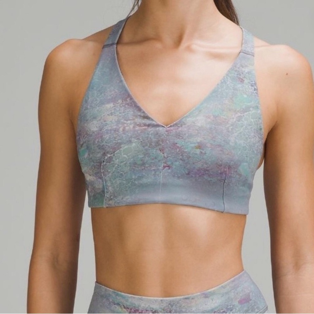 NWT Lululemon Lab Luxtreme Deep-V Bra B/C Size 2